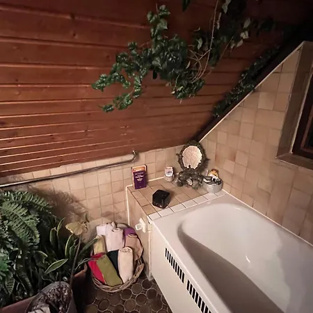 Spacious For Exhibitors & Business Teams *